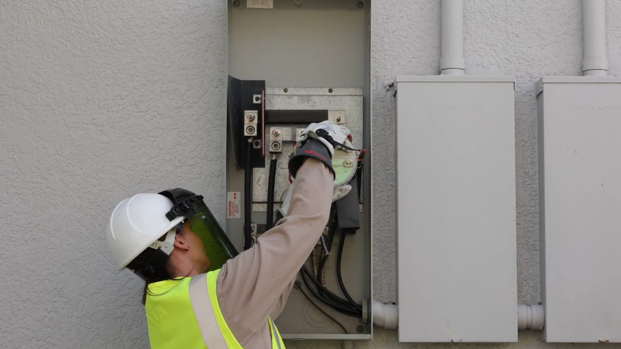 Electric Meter Installer